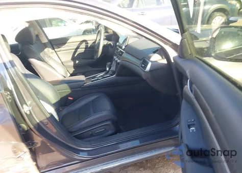 2018 Honda Accord Ex-L z USA, uszkodzony, nr VIN 1HGCV1F58JA070642